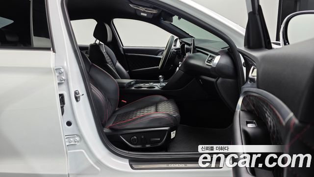 Genesis G70 2020 — photo 16