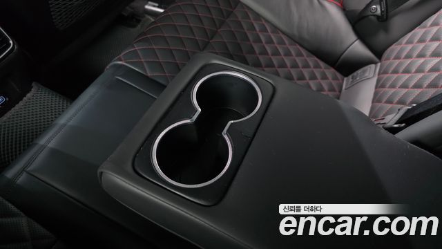 Genesis G70 2020 — photo 30