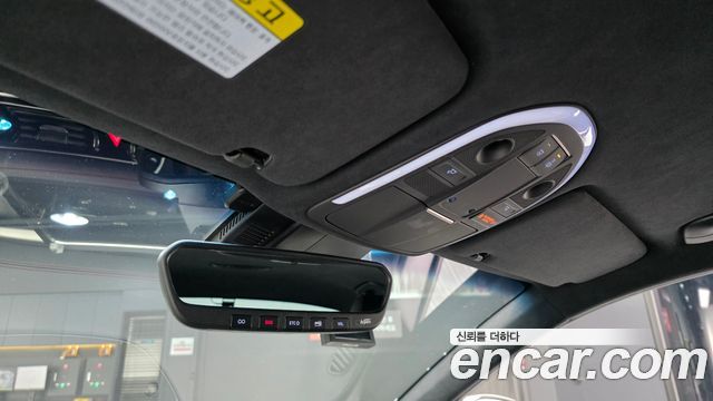 Genesis G70 2020 — photo 33