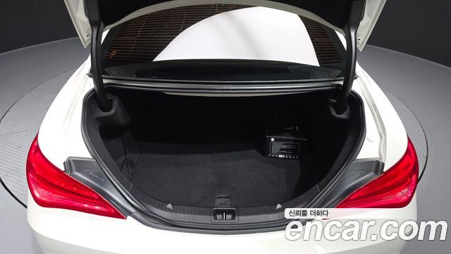 Mercedes-Benz CLA-Class 2015 — photo 20