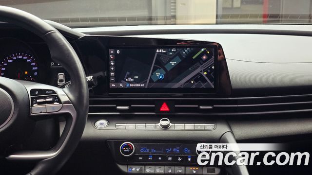 Hyundai AVANTE 2021 — photo 14
