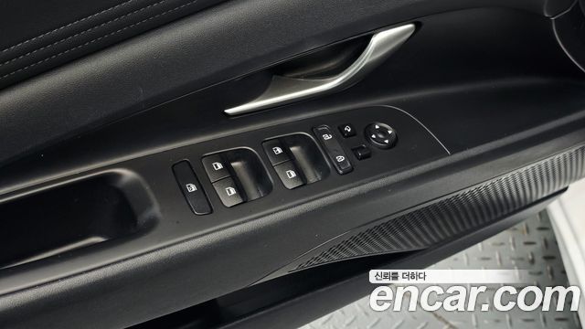 Hyundai AVANTE 2021 — photo 15
