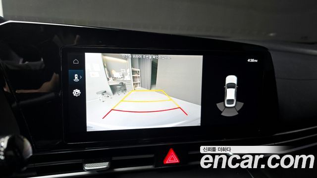 Hyundai AVANTE 2021 — photo 17