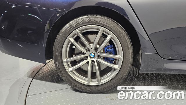 BMW 5-Series 2018 — photo 5
