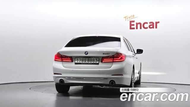 BMW 5-Series 2020 — photo 4