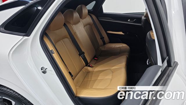 Kia K5 2020 — photo 17