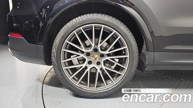 Porsche Cayenne 2019 — photo 5
