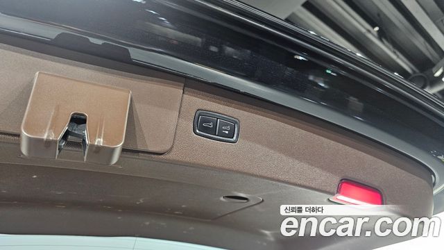 Porsche Cayenne 2019 — photo 26