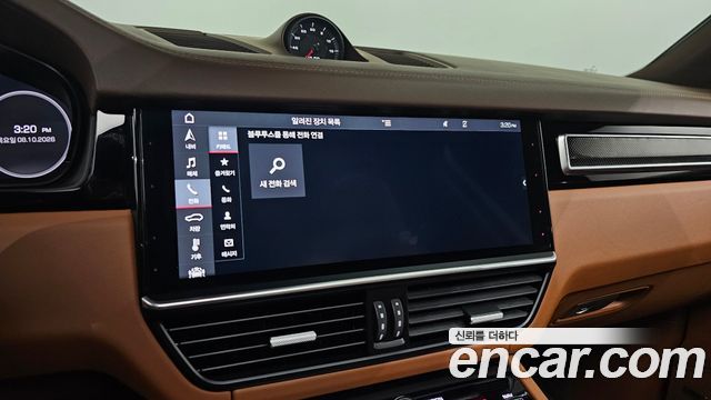 Porsche Cayenne 2019 — photo 30