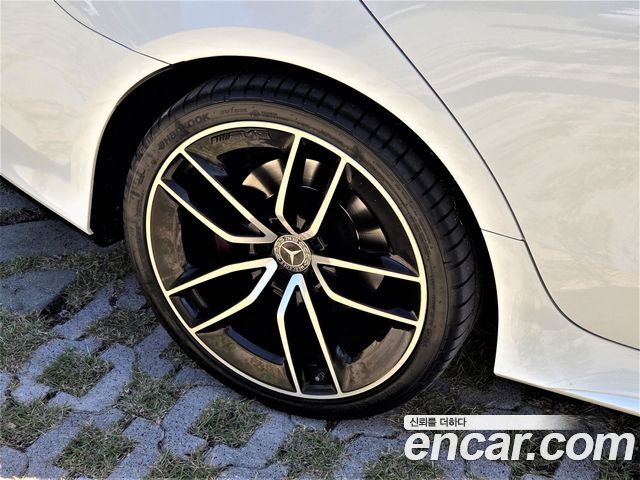 Mercedes-Benz CLS-Class 2019 — photo 5
