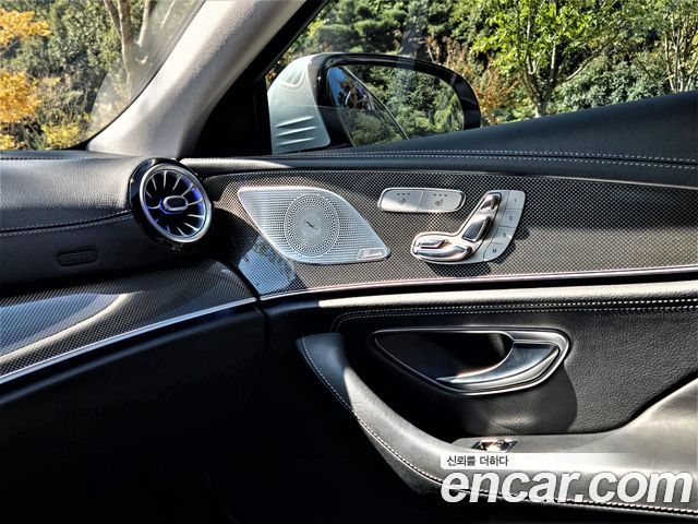 Mercedes-Benz CLS-Class 2019 — photo 17