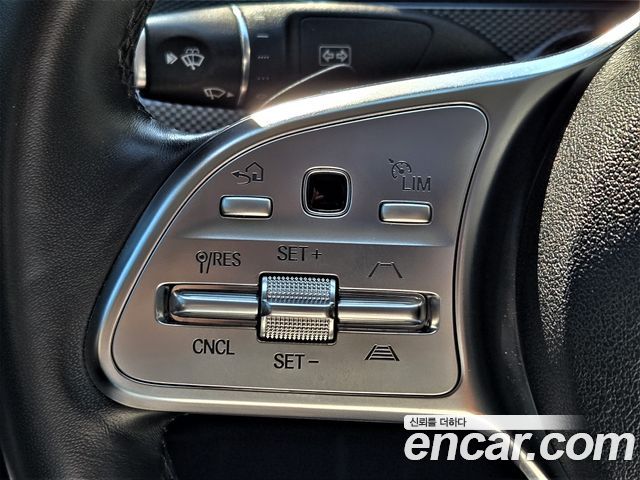 Mercedes-Benz CLS-Class 2019 — photo 19
