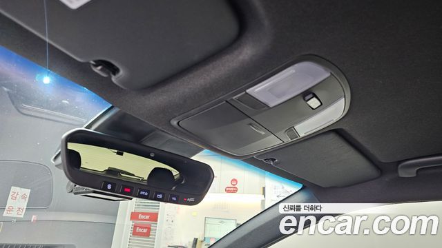 Hyundai Veloster 2018 — photo 23