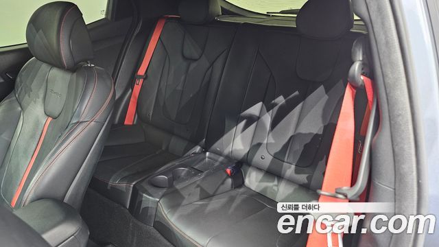 Hyundai Veloster 2018 — photo 16