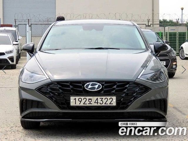 Hyundai Sonata 2022 — photo 1