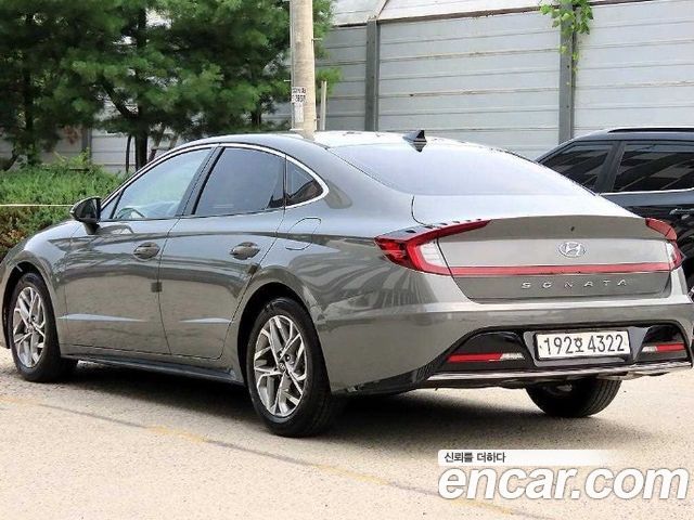 Hyundai Sonata 2022 — photo 3