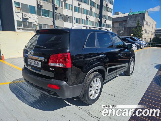 Kia Sorento 2012 — photo 4