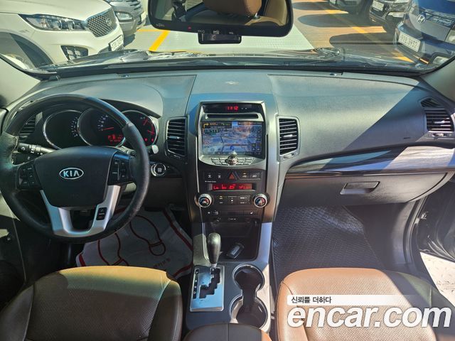 Kia Sorento 2012 — photo 7