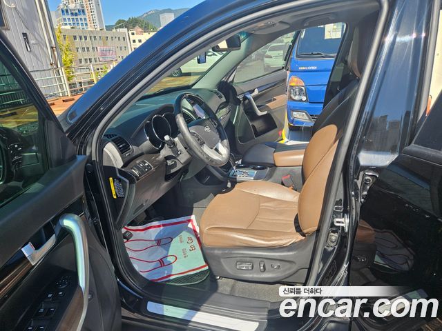 Kia Sorento 2012 — photo 9
