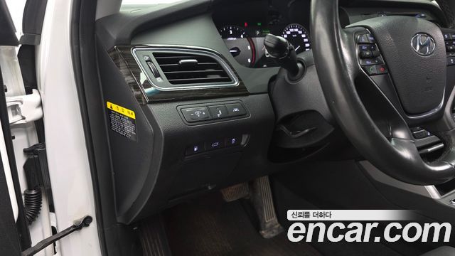Hyundai Sonata 2017 — photo 19