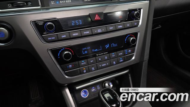 Hyundai Sonata 2017 — photo 23