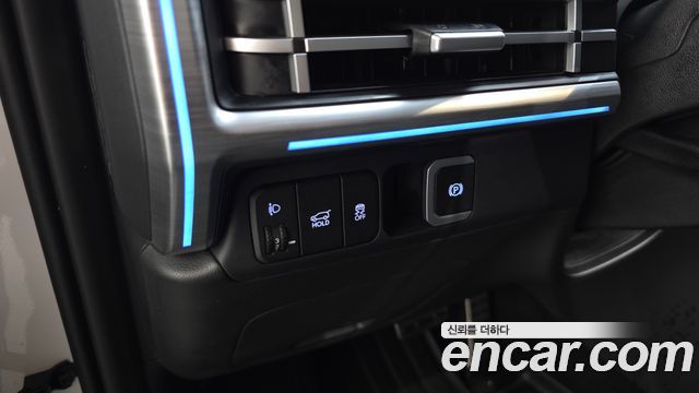 Hyundai Santafe 2024 — photo 29