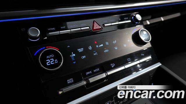 Hyundai Santafe 2024 — photo 32