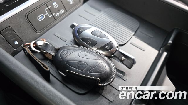 Hyundai Santafe 2024 — photo 33