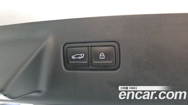 Hyundai Santafe 2024 — photo 39