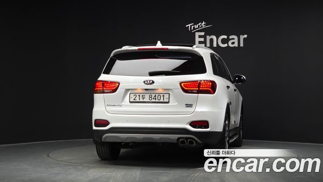 Kia Sorento 2018 — photo 4