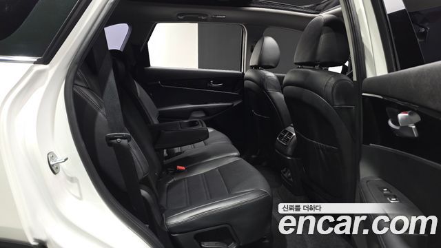 Kia Sorento 2018 — photo 18