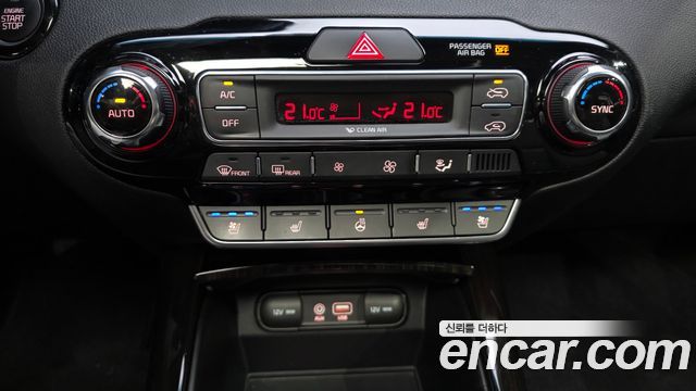 Kia Sorento 2018 — photo 23