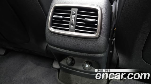Kia Sorento 2018 — photo 31