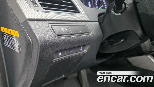 Hyundai Sonata 2017 — photo 12