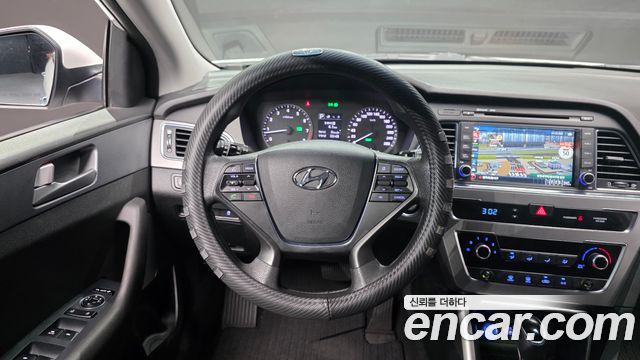 Hyundai Sonata 2017 — photo 13