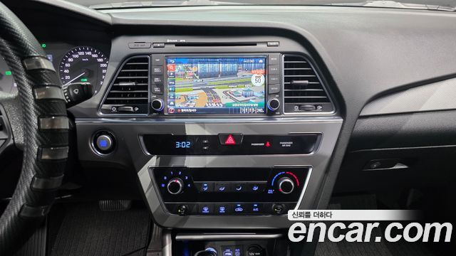 Hyundai Sonata 2017 — photo 16