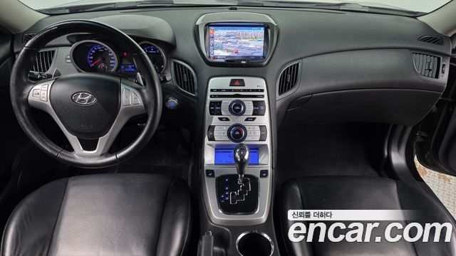 Hyundai Genesis 2010 — photo 10