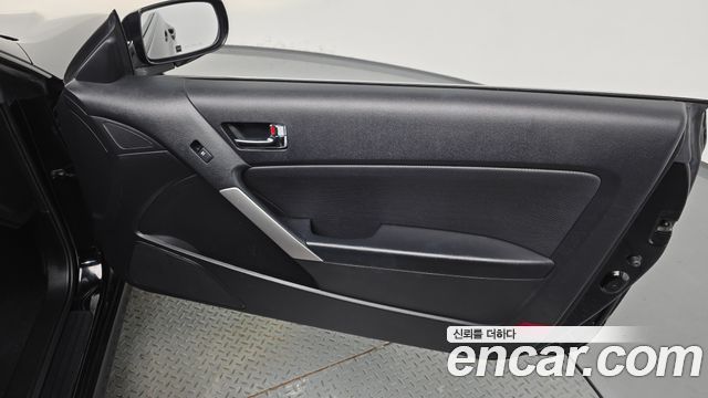 Hyundai Genesis 2010 — photo 15