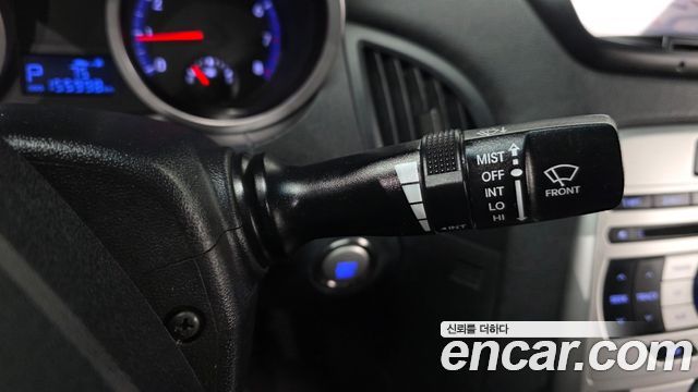 Hyundai Genesis 2010 — photo 28