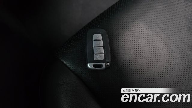 Hyundai Genesis 2010 — photo 31