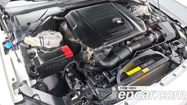 Jaguar XF 2017 — photo 6
