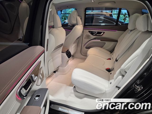 Mercedes-Benz EQS 2025 — photo 10
