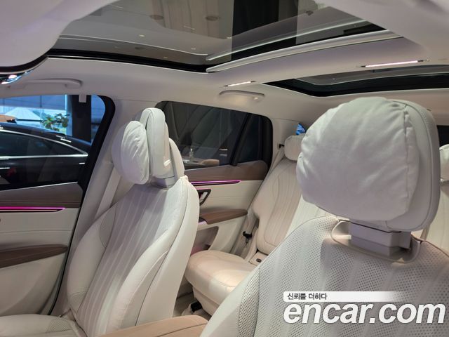 Mercedes-Benz EQS 2025 — photo 19