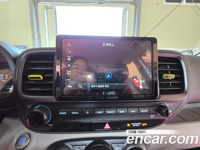 Hyundai Venue 2025 — photo 11