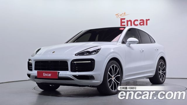 Porsche Cayenne 2022 — photo 1