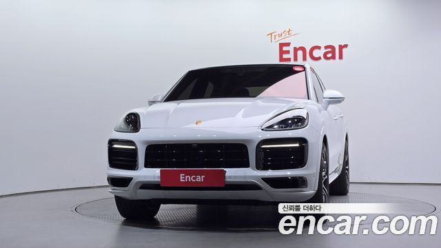 Porsche Cayenne 2022 — photo 3