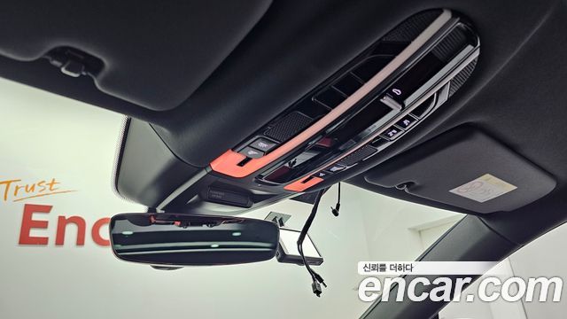 Porsche Cayenne 2022 — photo 30