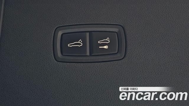 Porsche Cayenne 2022 — photo 31