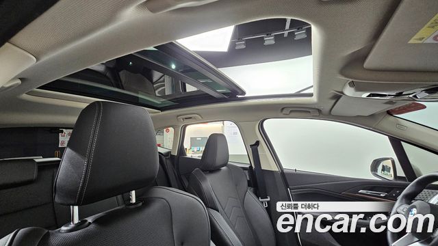 BMW 2-Series 2023 — photo 25