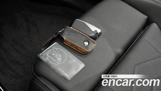 BMW 2-Series 2023 — photo 32